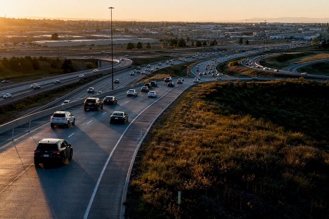 Isochrones and Traffic Sampling for Home Buyers: Real Commute Times
